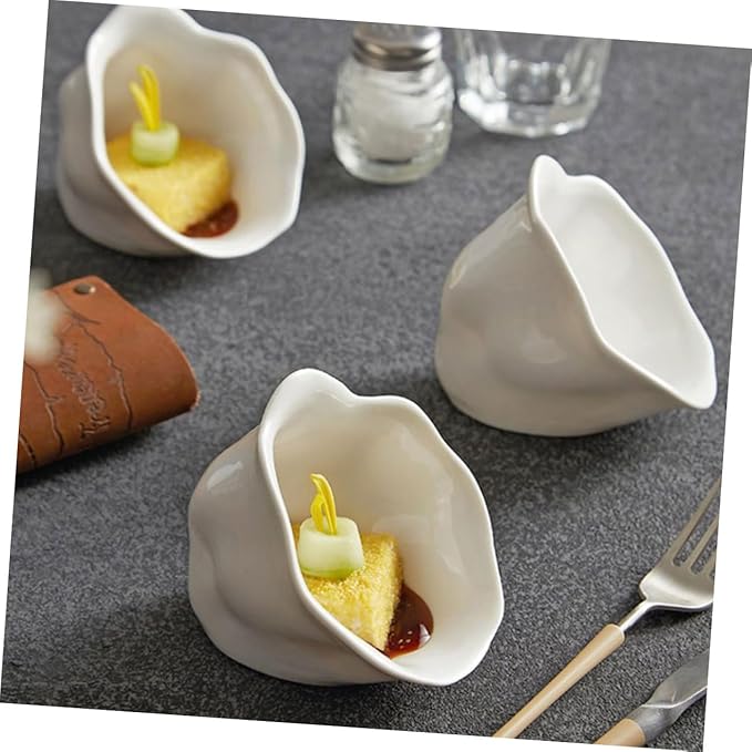 Flower-shaped Ceramic Appetizer Plate for Dipping Sauces and Seasoning Unique Snack Dish for Home and Restaurant Use Easy to Clean and for Everyday Meals
