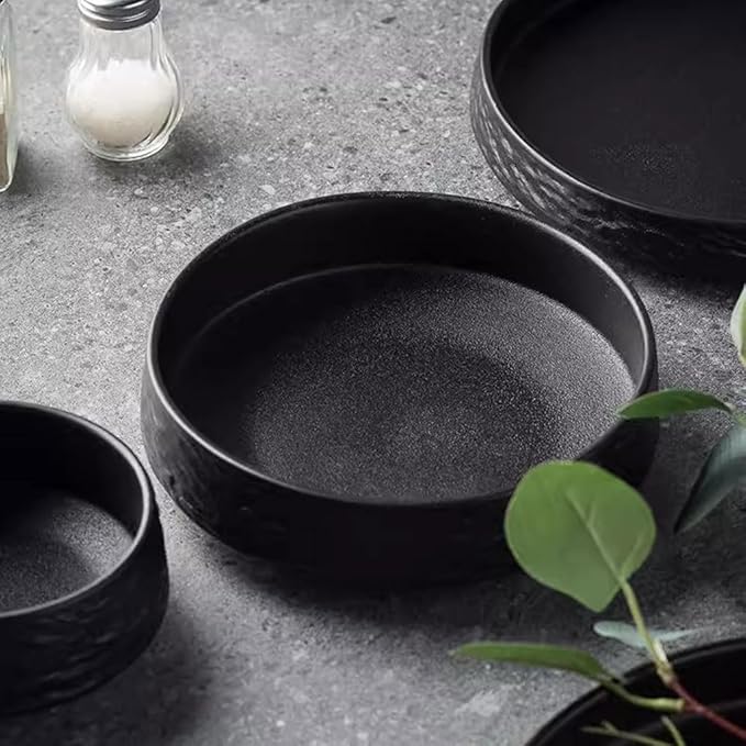 SONGCHAO Party Supplies Creative Hammered Black And White Restaurant Hotel Deep Plate Pasta Plate Ceramic Private Kitchen Special Dinner Plate Serving Plate Party Plates (Size : Small)