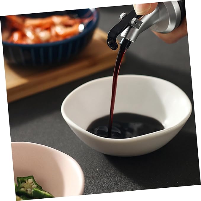4pcs Ceramic Sauce Plates Multifunctional Dipping Dishes for Soy Sauce Vinegar and Condiments Appetizers Seasoning and Snacks Black White