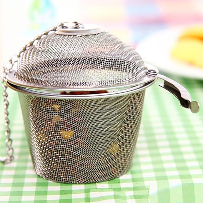 Garneck 11cm Extra Large Tea Infuser Stainless Steel Tea Filter Mesh Strainer with Easy-clean Lid Chain Hook