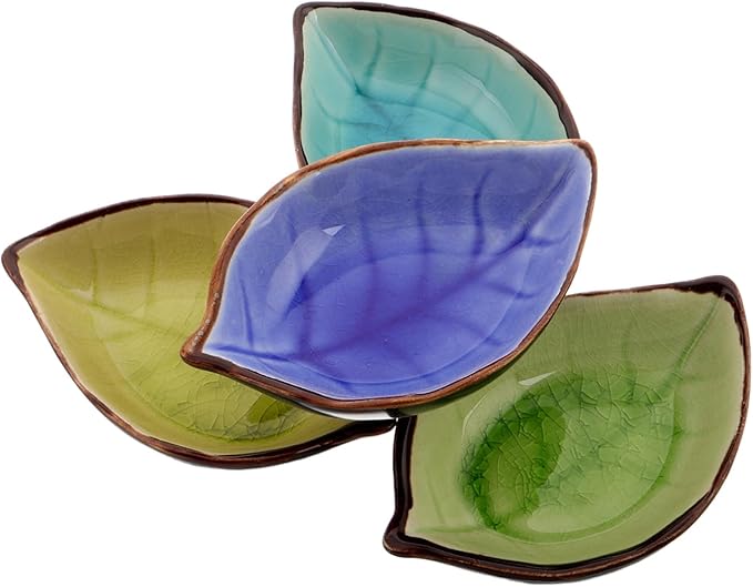 Unomor 4pcs Leaf Shape Porcelain Small Appetizer Plates Ceramic Decorative Dinnerware for Sauce Appetizers Snacks Salad