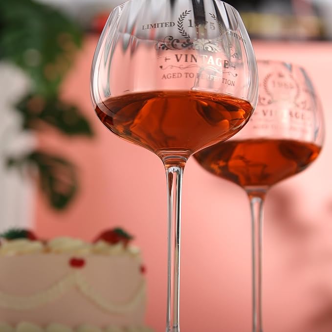 70TH Birthday Gifts for Her, Vintage 1955 Engraved Wine Glass, Unique 70 Year Old Birthday Decorations for Women, Funny 70 Bday Gifts Idea For Friends, Wife, Daughter, Sister (70TH)