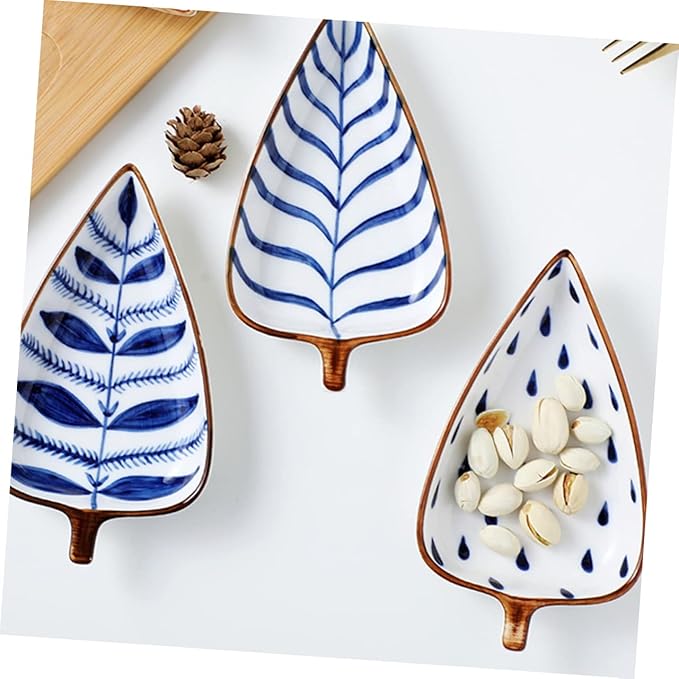Creative Leaf Shaped Snack Dish Premium Food Serving Plate for Appetizers Sauces Desserts Easy to Clean Tableware for Home Restaurants