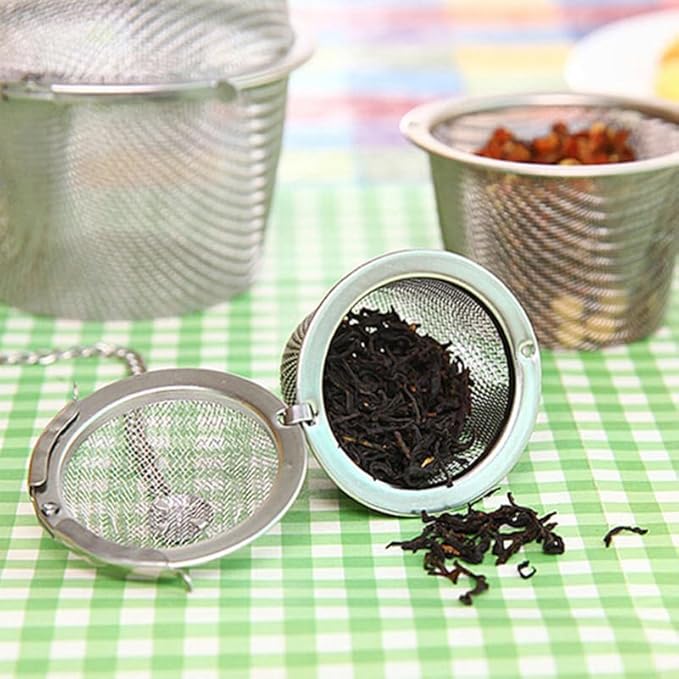 Garneck 11cm Extra Large Tea Infuser Stainless Steel Tea Filter Mesh Strainer with Easy-clean Lid Chain Hook