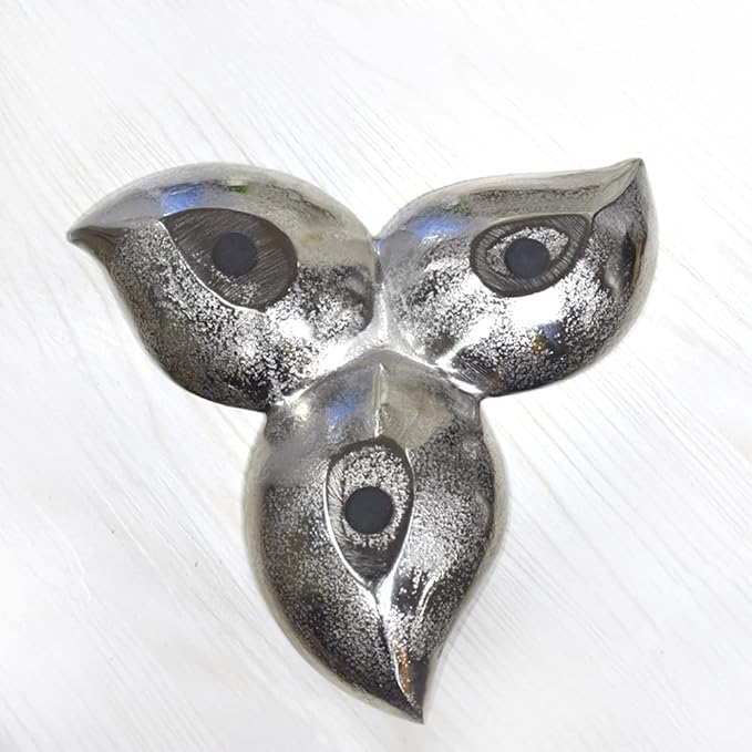 BBH Home's Handmade Silver Novelty Shaped Aluminium Tray 8.26 x 8.26 x 0.98 AMBBVK038AB2020
