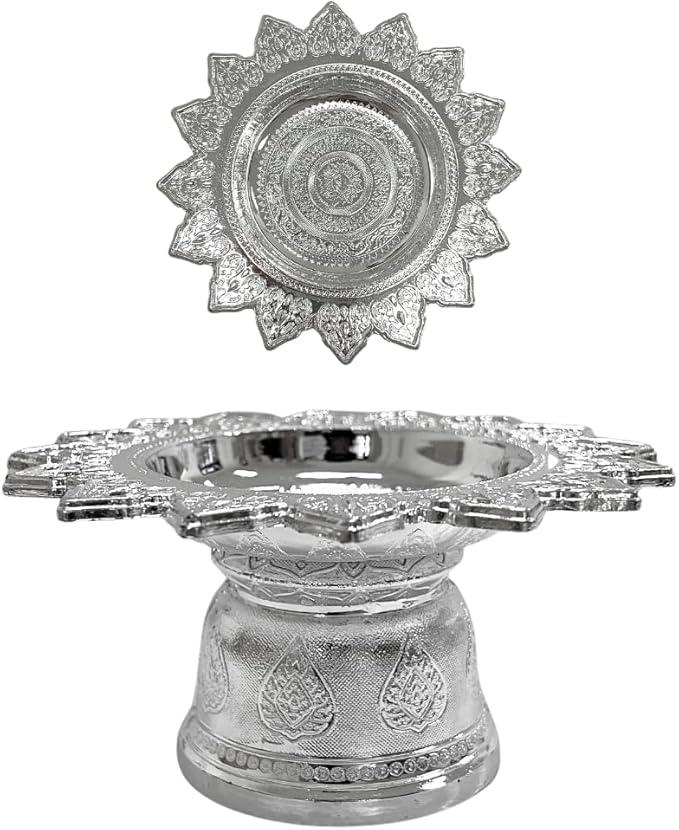 Decorative Pedestal Tray 5 Inch – Traditional Thai Offering Tray with Flora Design for Home, Temple, or Spa Display (Silver,14cm)