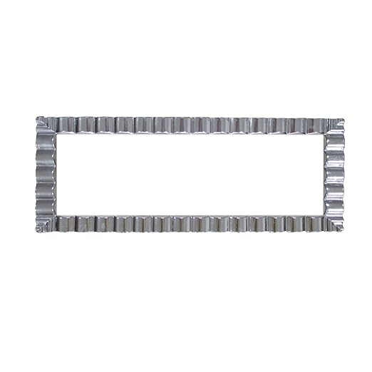 Party Essentials N170904 Hard Plastic Decorative Wavy Trays, 17" x 9", White w/Silver Edge (Case of 12)
