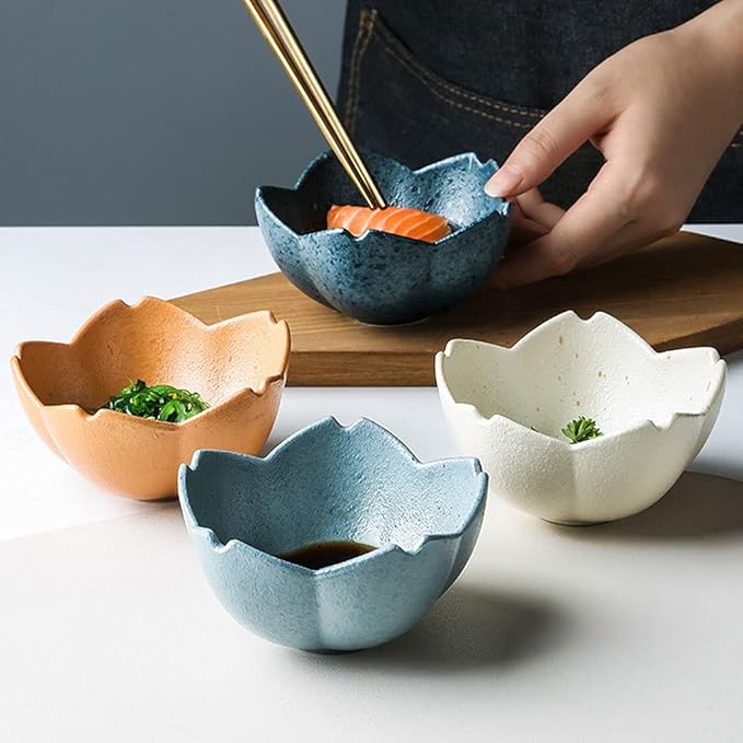 Sauce Dish 2Pack Sauce Dish Set Flower Shape Ceramic Appetizer Plates Dipping Bowls Mini Condiment Porelain Suacer Bowl Soy Sauce Vinegar Snack Seasoning Salad Olive Oil Dippi