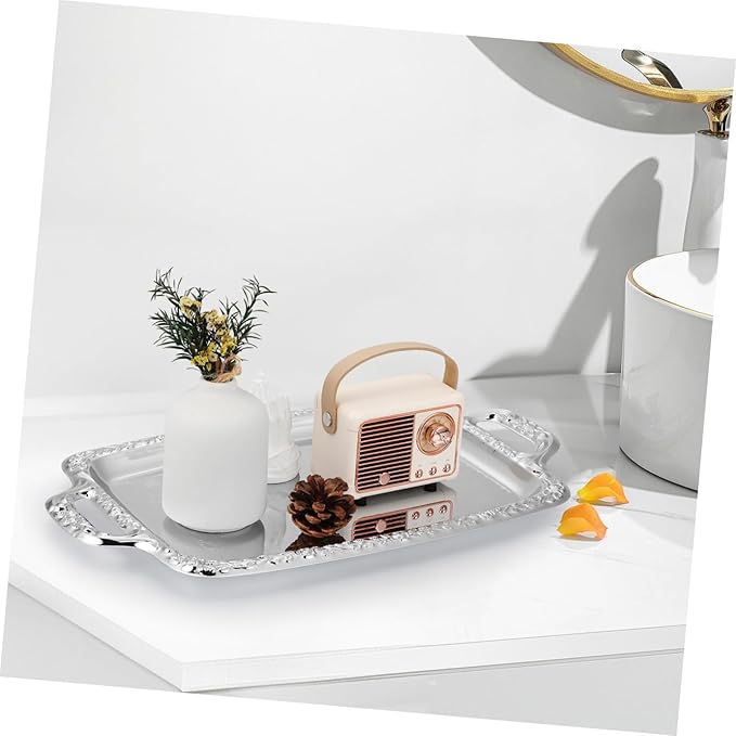 Vintage Metal Bread Serving Tray Kitchen Platter for Food Storage and Dining Table Decoration Elegant French Style Serving Plate for Home and Restaurant