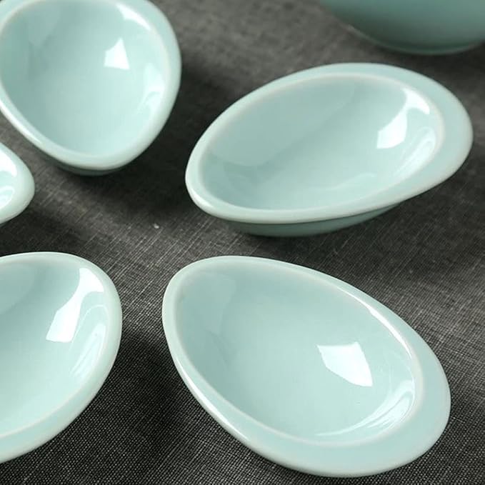 Appetizer Bowls Ceramic Soy Sauce Dish 4pcs Teardrop Mini Appetizer Plates Dipping Bowls Snack Dessert Dish Sushi Ketchup Seasoning Dishes Salad Bowls