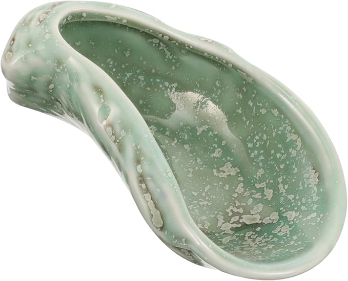Sosoport Oyster Shell Ceramic Dish Elegant Food Serving Plate for Appetizers Desserts Modern Design for Molecular Gastronomy Easy to Clean for Restaurants and Home Use
