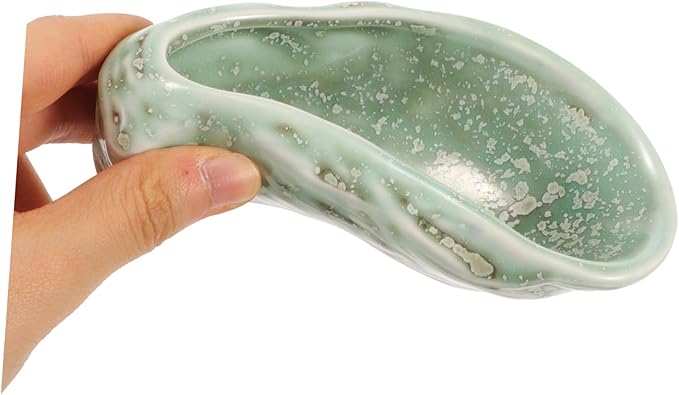 Sosoport Oyster Shell Ceramic Dish Elegant Food Serving Plate for Appetizers Desserts Modern Design for Molecular Gastronomy Easy to Clean for Restaurants and Home Use
