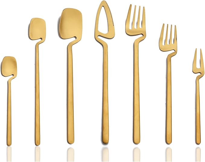 JASHII 28-Piece Silverware Set, 304 Stainless Steel Flatware Cutlery Set Service for 4, Metal Eating Utensil Set, Including Fruit Fork and Ice scoop, Hangable & Matte - Dishwasher Safe - Gold