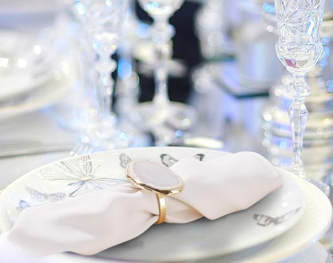 Gold Napkin Rings Set of 4 Natural Agate Slice Christmas White Napkin Ring Dinner Table Decor for Parties Wedding Holidays Thanksgiving Home Decor
