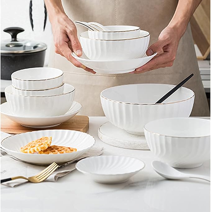 32-Piece White Dinnerware Sets, Modern European Dinner Plate and Bowl Set, Table Service for 6-8, Phnom Penh High-End Tableware Set Microwave Safe, Dessert/Soup/Sal