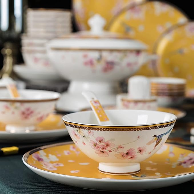Luxury Tableware Set Tableware Dishes Plates Ceramic Combination Dinner Service Set of Bowls Dessert Plates Soup Plates Dinner Plates 62 Piece