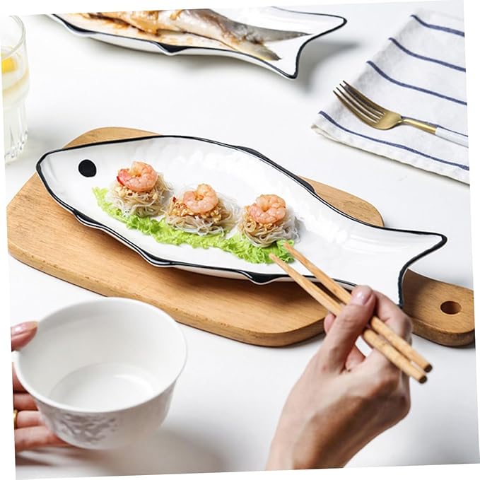 Ceramic Fish-shaped Steaming Dish Medium Smooth Surface for Serving Fish and Desserts Restaurants