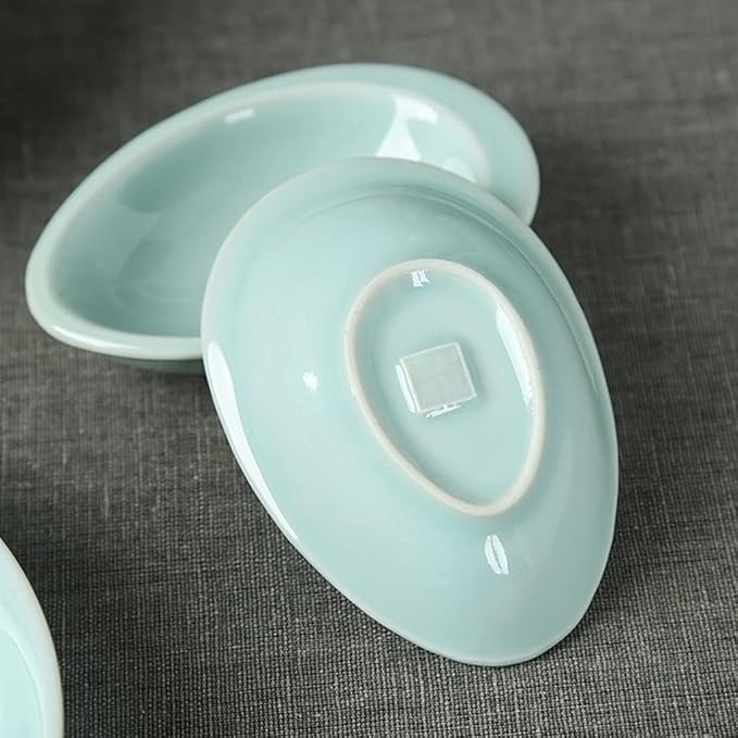 Ceramic Soy Sauce Dish 4pcs Teardrop Mini Appetizer Plates Dipping Bowls Snack Dessert Dish Sushi Ketchup Seasoning Dishes (3.82×2.64×0.83in)
