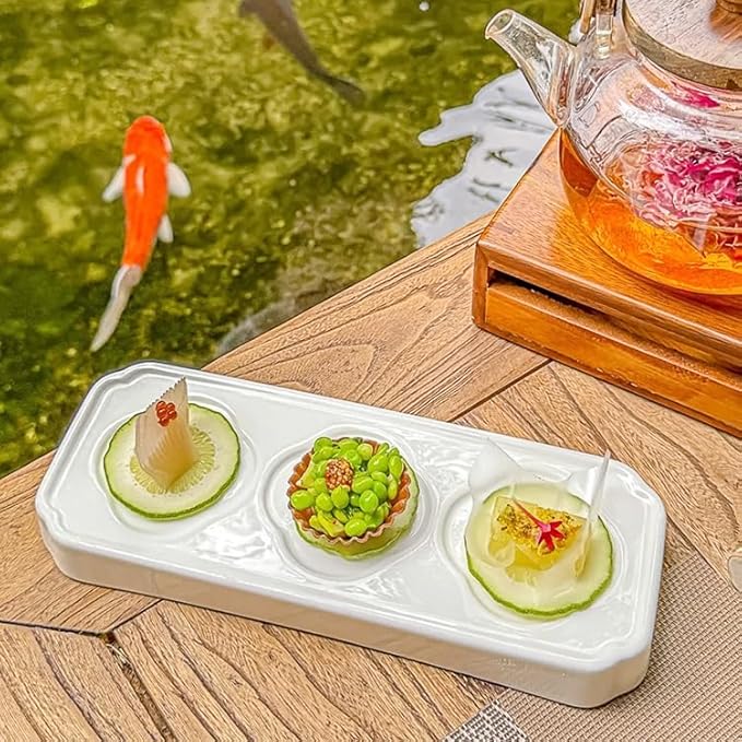 Modern Large Dinner Plates Pure White Ceramic Simple Western Three-grid Plate Tableware Characteristic Creative Vegetarian Snack Appetizer Stackable Dinner Plates