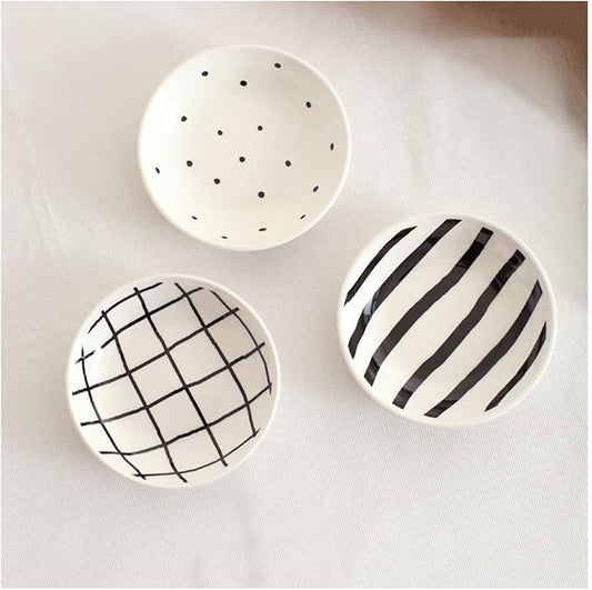 Appetizer Bowls Set of 3 Ceramic Sauce Dish Soy Sauce Appetizer Plates Side Dishes Dipping Bowls Serving for Snack Dessert Fruit Appetizer and Condiment Salad Bowls ( Color : A , Size : 3.94x0.98in )