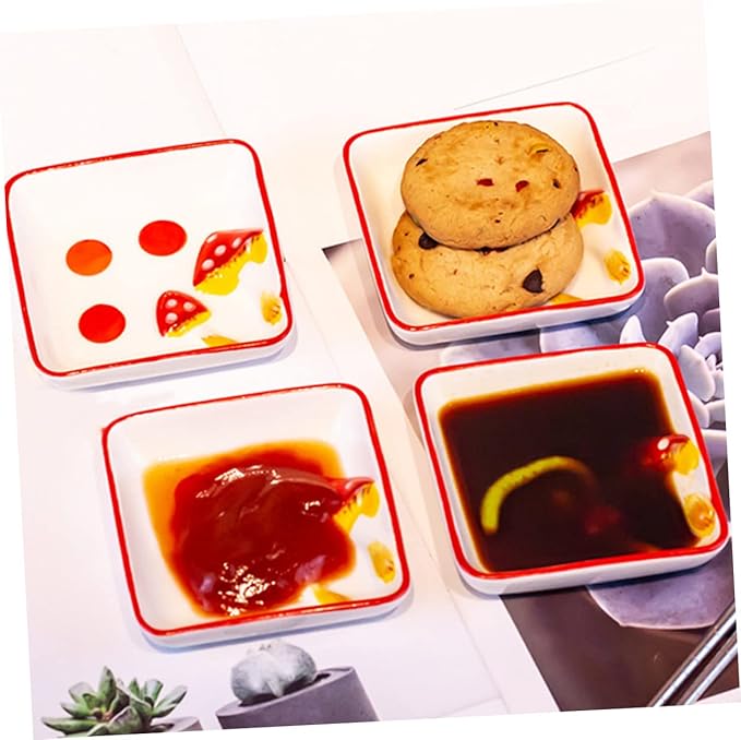PRETYZOOM 2Pcs Mushroom Ceramic Dipping Bowls Japanese Style Seasoning Dish for Soy Sauce Condiments and Appetizers Kitchen Supply