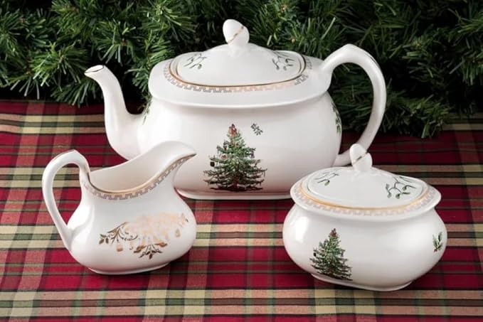 Spode Christmas Tree Gold Teapot - Elegant 36 Oz Porcelain Tea Pot with Infuser, Festive 22K Gold Accents, Christmas Tree Design - Dishwasher Safe Teapot for Holiday Tea Parties and Gifts