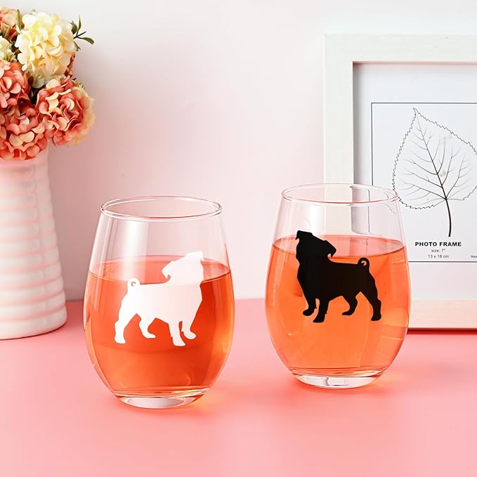 Futtumy Pug Wine Glasses Set of 2, Pug Gifts for Pug Lovers, Pug Gifts, Dog Lovers Gifts for Women, Gifts for Dog Lovers for Christmas Birthday Mother's Day, 17Oz Wine Glass for Women