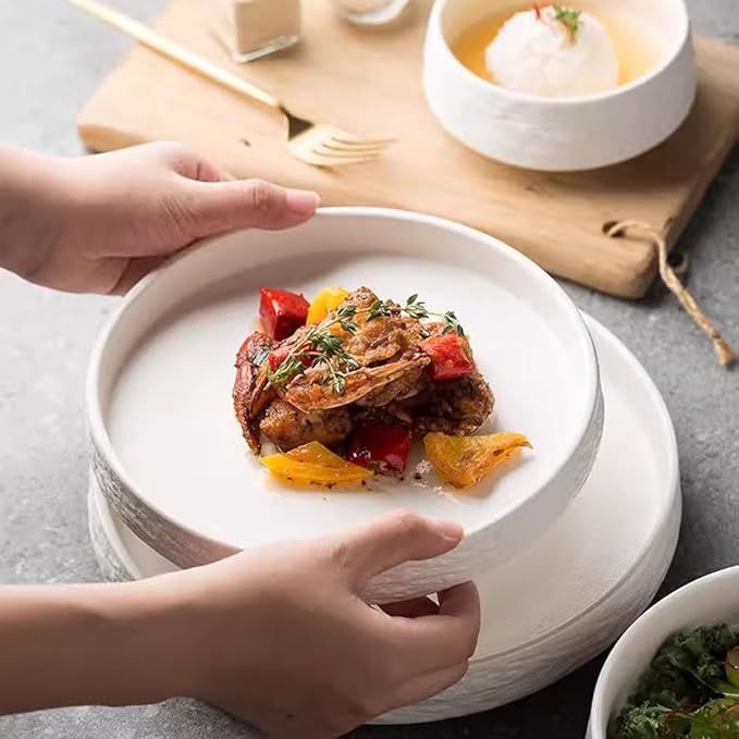 SONGCHAO Party Supplies Creative Hammered Black And White Restaurant Hotel Deep Plate Pasta Plate Ceramic Private Kitchen Special Dinner Plate Serving Plate Party Plates (Size : Small)