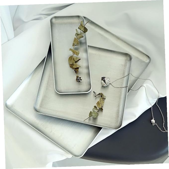 Zerodeko 1Pc Retro Elegant Silver Food Storage Plate Decorative Snack Tray for Home for Pastries Desserts Stylish Serving Dish for Events Design Craftsmanship