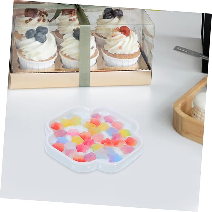 Compact Chinese Style Appetizer Plates for Snacks Desserts Fruits Elegant Porcelain Platter for Dining Decorative Use Space Saving Design