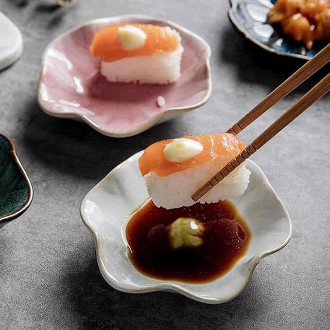 Dipping Sauce Dish Dipping Bowl Appetizer Plates Lotus Leaf Shaped Ceramics Seasoning Dishes Japanese Style Sauce Dish Ketchup Saucer Vinegar Spice Soy Sushi Seasoning Dipping Bowls Dipping Sauce Bowl