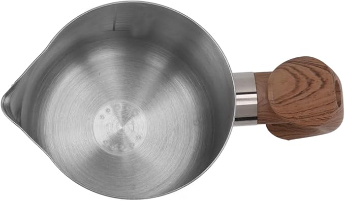 Milk Frothing Pitcher 20oz, Stainless Steel Coffee Steaming Pitcher with Measurement Scale, Pointed Spout, Ergonomic Handle for Latte Art, Cappuccino, Home, Cafe, Espresso Machine Accessories