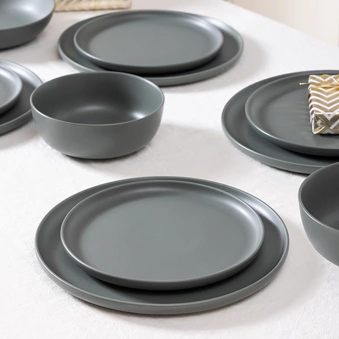 Stoneware Dinnerware Set, 16 Piece Plates and Bowls Set for 4, Microwave and Dishwasher Safe Tableware (green)