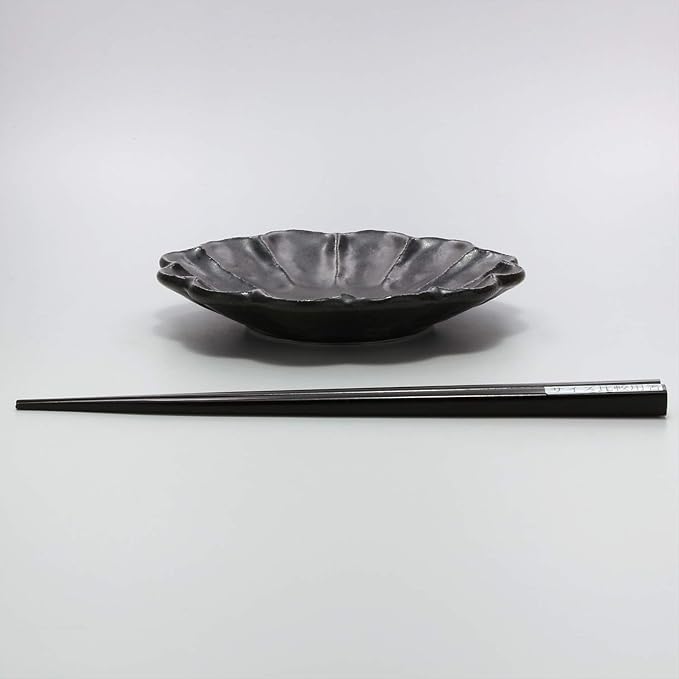 Mino Ware 555-0045 Kaneko Komohei Linka Plate, Serving Plate, Black, Kneeling Flowers, Diameter 5.5 inches (14 cm), Microwave and Dishwasher Safe, Made in Japan
