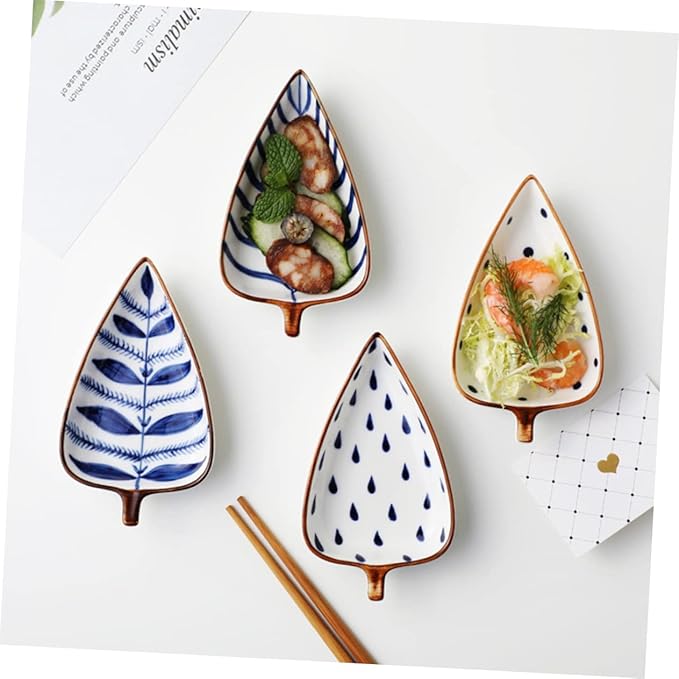 Amosfun 3pcs Ceramic Sauce Dipping Dishes Set Glazed Color Seasoning Plates Snack Food Serving Bowls for Appetizers for Parties and Entertaining Random Style