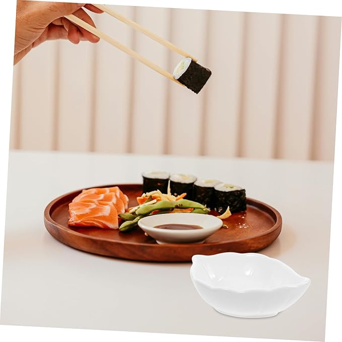 Unomor 4pcs Ceramic Sauce Dishes Bowls Leaf Motif Sauce Plates Versatile Serving Bowls for Condiments Sushi Dipping Appetizers