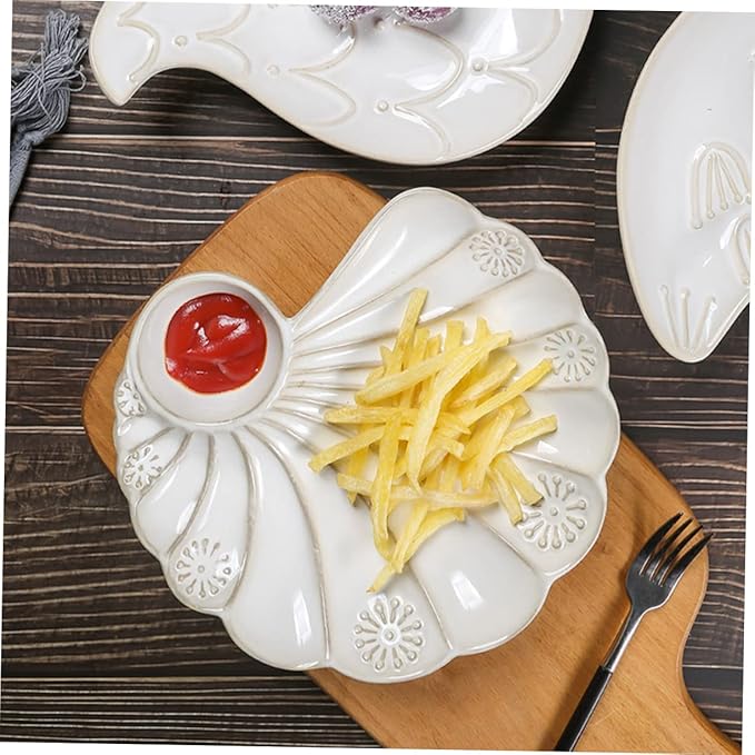 Shell Shape Ceramic Food Plate Vintage French Baroque Decorative Tableware for Desserts and Appetizers for Home Restaurant and Bakery Use