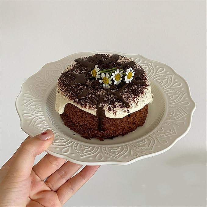 SONGCHAO Party Supplies White Embossed Lace Flat Ceramic Plate Home Restaurant Cake Dessert Plate Round Irregular Edge Breakfast Plate Party Plates