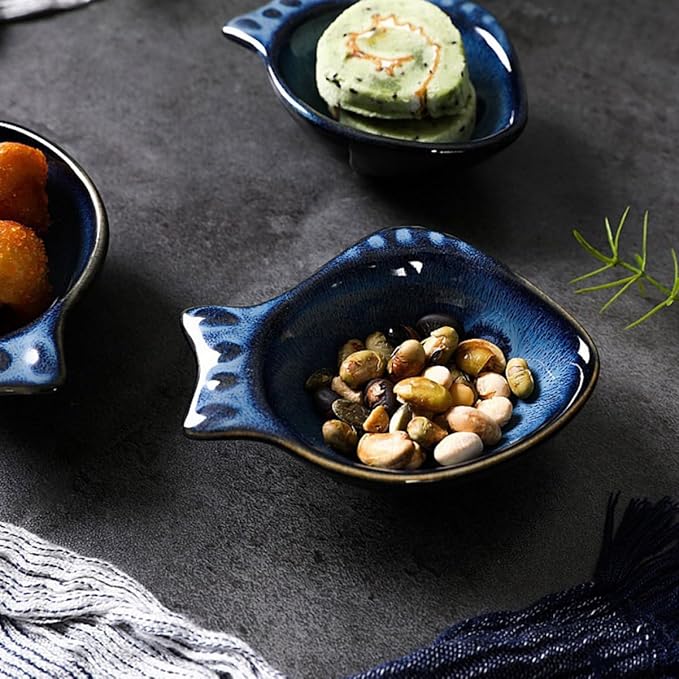 Alipis 2pcs Fish Style Ceramic Sauce Dishes Small Appetizer Plates for Condiments Vinegar and Dipping Sauces for Snacks and Desserts for Home Use