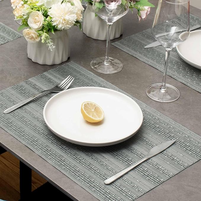 AHHFSMEI Placemats for Dining Table Set of 6 Woven Vinyl Plastic Place Mats Non-Slip Heat Insulation Stain Resistant Table Mats Washable Easy Clean Placemats (Grey Shine)