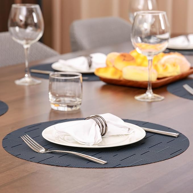 Round Placemats Set of 4 Heat Resistant Vinyl Placemats 15 inch Washable Non-Slip Table Mats Woven Place Mats for Dining Table (Black + Dark Blue, Set of 4)