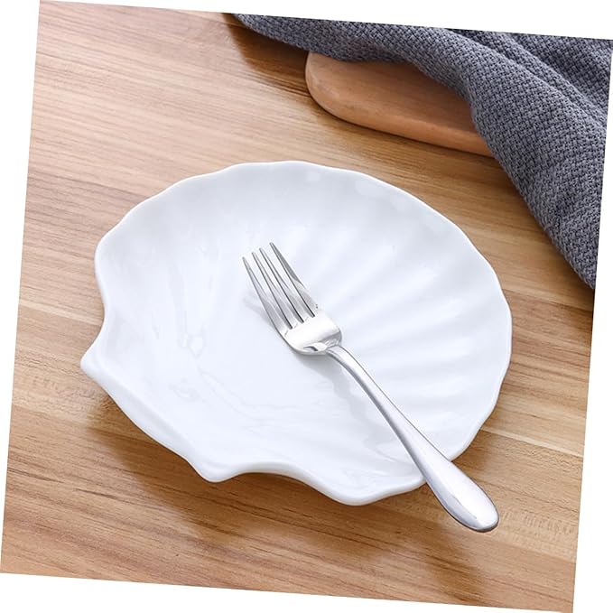 Mikinona 2pcs Shell Shape Ceramic Serving Plate Versatile Dinner Dish for Bbq Pasta and Appetizers for Home Restaurant and Events Elegant Design and Easy to Clean