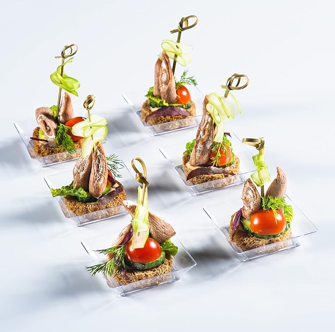 TOFLEN 100ct Mini Dessert Plates with Tasting Spoons, 2.5 Inch Small Reusable Clear Plastic Square Party Serving Hors D'oeuvres Plates for Appetizers (Square)