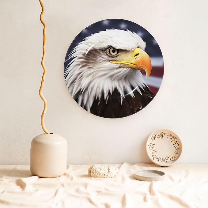 Bald eagle Ceramic Decorative Plates 8in Personalized Bone China Decorative Plate with Display Stand Ceramic Dinner Plate Ornaments Wall Hanging Decoration for Home Decor
