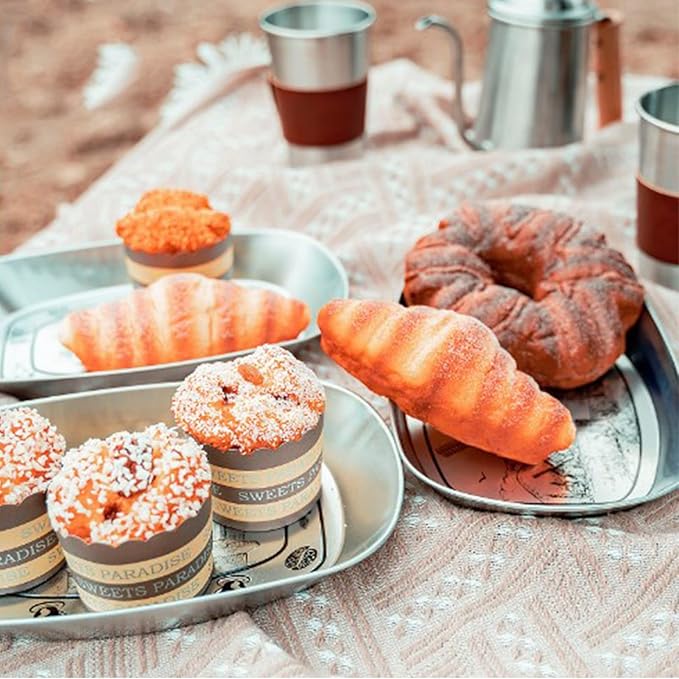 Portable Bread Tray, Oval Metal Picnic Plate Reusable Decorative Bread Serving Tray Multipurpose Tinplate Food Tray for Parties Gatherings (Harvest Style)
