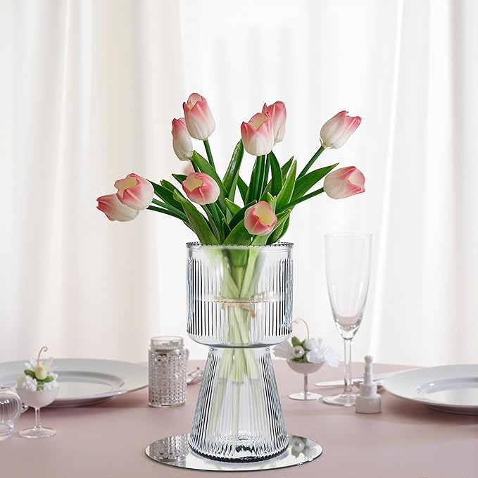 VECELO Modern Ribbed Glass Vase, Clear Flower Vase for Table Centerpiece, Modern Glass Vase for Living Room, Bedroom, Dining Table, Entryway, Office, Wedding, 7.5 Inches