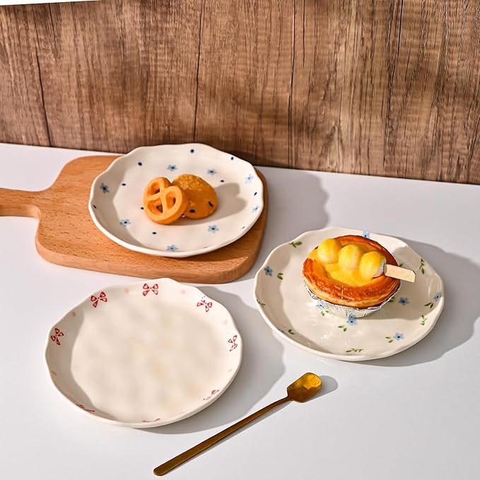 Koythin Ceramic Dessert Plates, Cute Fruits Dinner Plate, Creative Plates Design, Printed Flowers Dinnerware for Office and Home, Kitchen Plates for Desserts (Cute Bow)