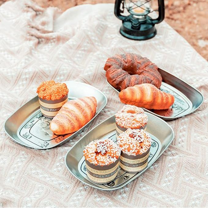 Portable Bread Tray, Oval Metal Picnic Plate Reusable Decorative Bread Serving Tray Multipurpose Tinplate Food Tray for Parties Gatherings (Home Style)