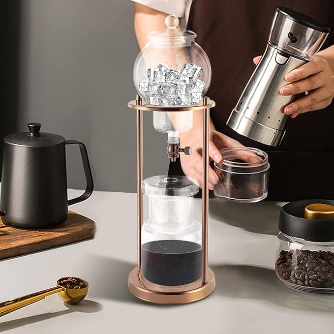 Metal Cold Brew Drip Tower, Ice Cold Drip Tower 600ml Capacity, Iced Coffee Cold Brew Drip Tower, Ice Coffee Maker for Home, Coffee Shops, Offices 6-8 Cups (Gold)