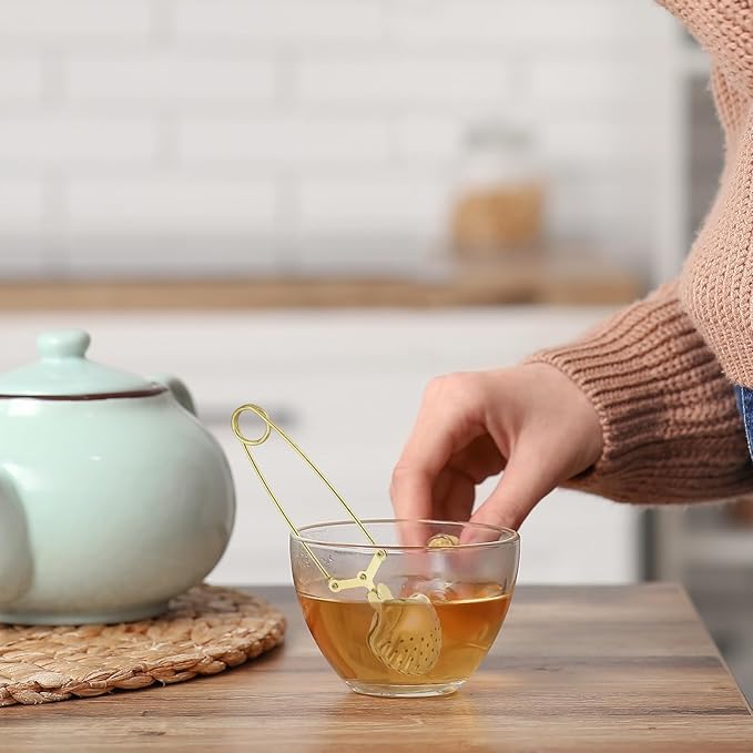 uxcell 2 Pcs Tea Infuser, Stainless Steel Loose Leaf Tea Infuser Filter, Long Handle Tea Steeper Strainers for Cup and Teapot for Tearoom Office Home, Shell Shaped Multicolor